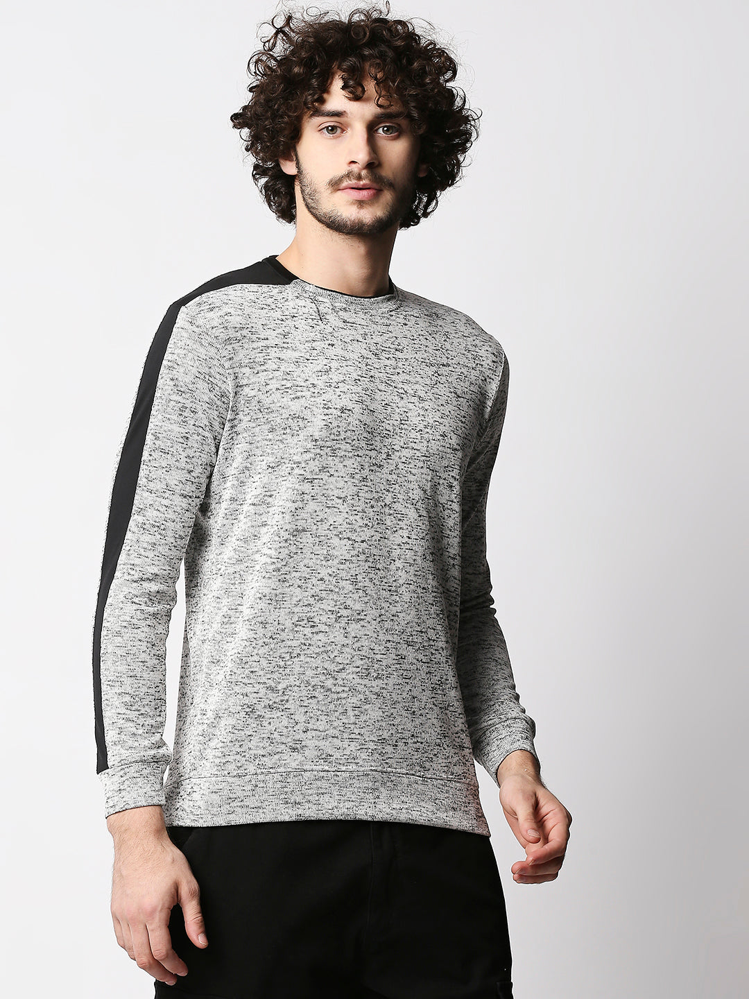Disrupt Men Grey Textured Streetstyle Pullover