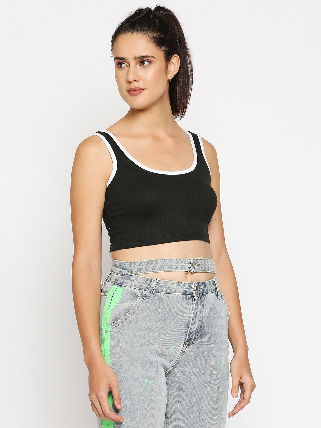 Disrupt Scoop Neck Slim Fit Sleevelees Black Top
