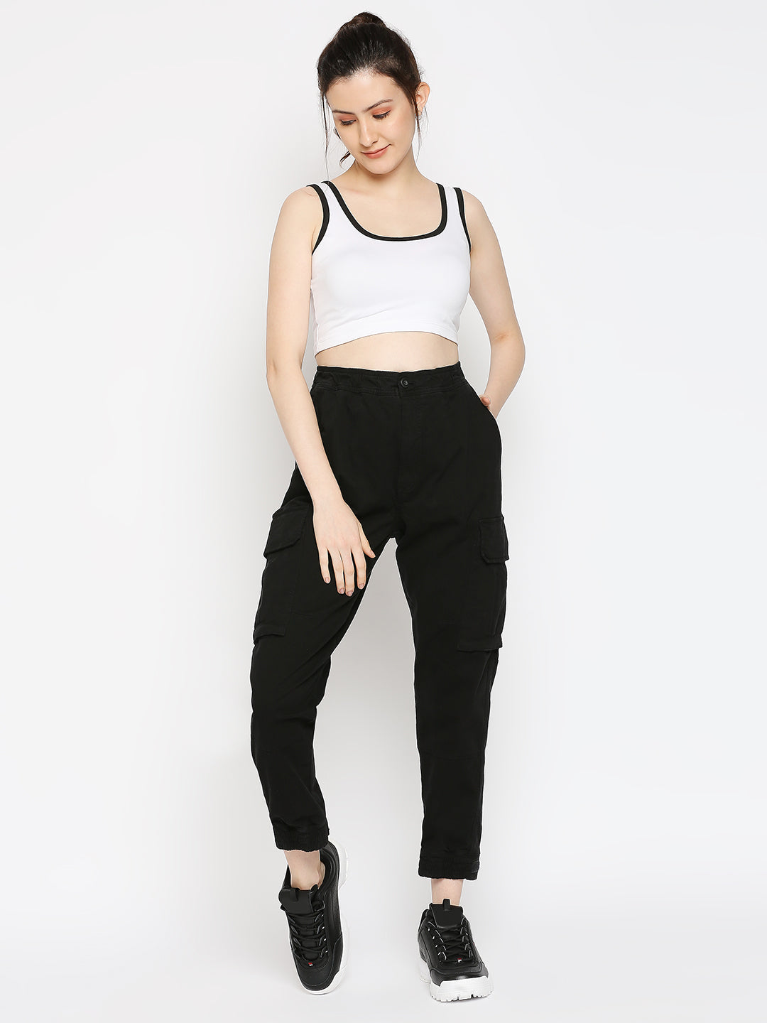Disrupt Scoop Neck Slim Fit Sleevelees White Top