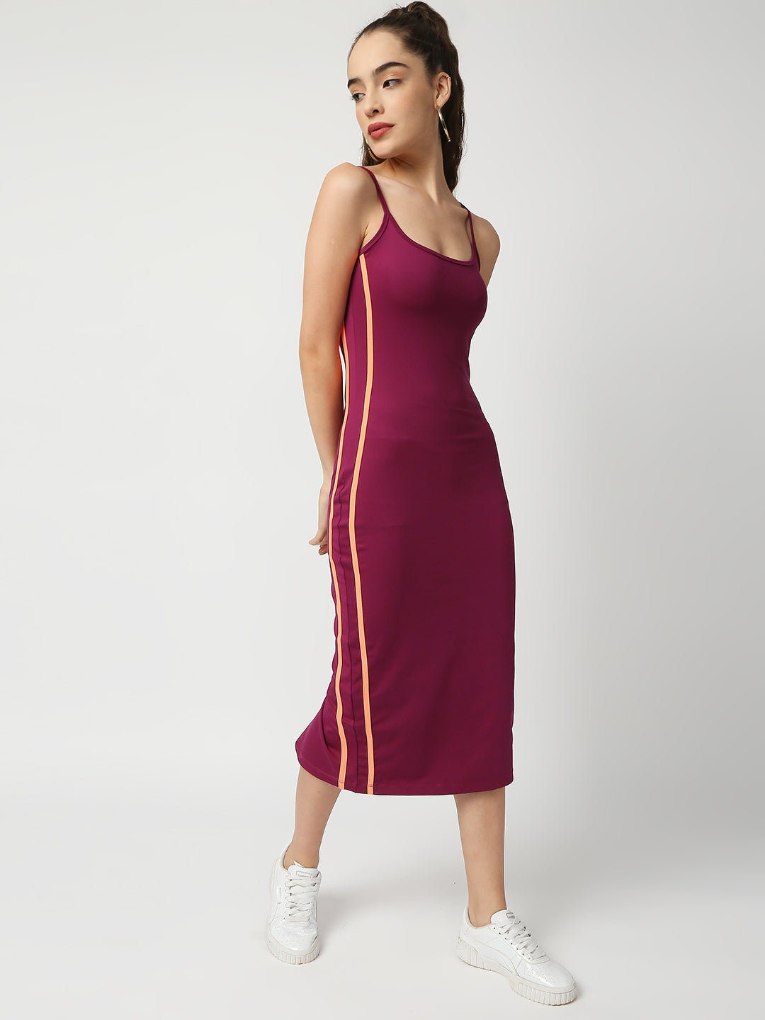 Disrupt Women Wine Strappy Midi Dress With Contrast Side Piping