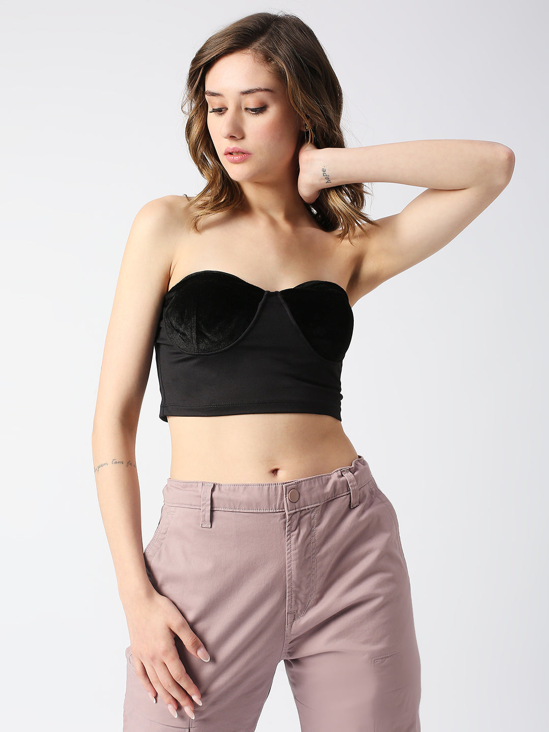 DISRUPT WOMEN BLACK VELVET PANELED SLIM FIT PADDED TUBE TOP