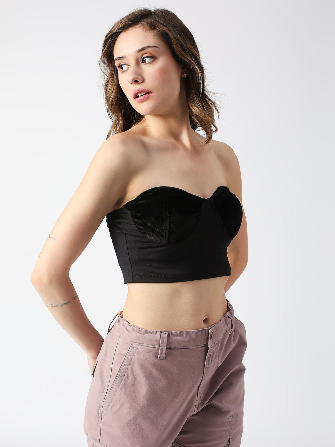 DISRUPT WOMEN BLACK VELVET PANELED SLIM FIT PADDED TUBE TOP