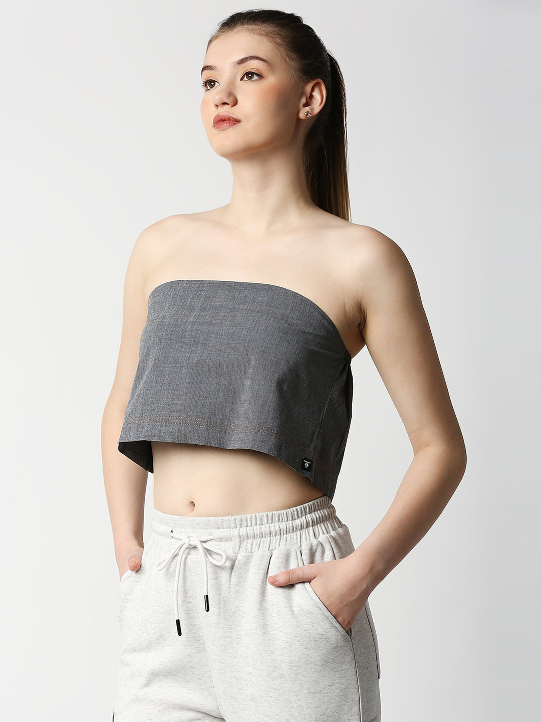 Disrupt Women Grey Slim Fit Tube Crop Top In Woven